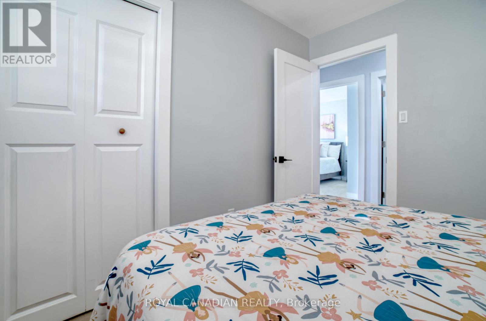 60 LYSANDA AVENUE - 18