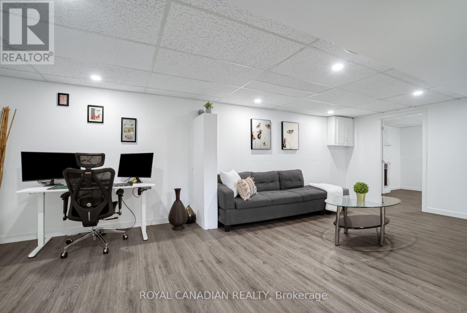 60 LYSANDA AVENUE - 36