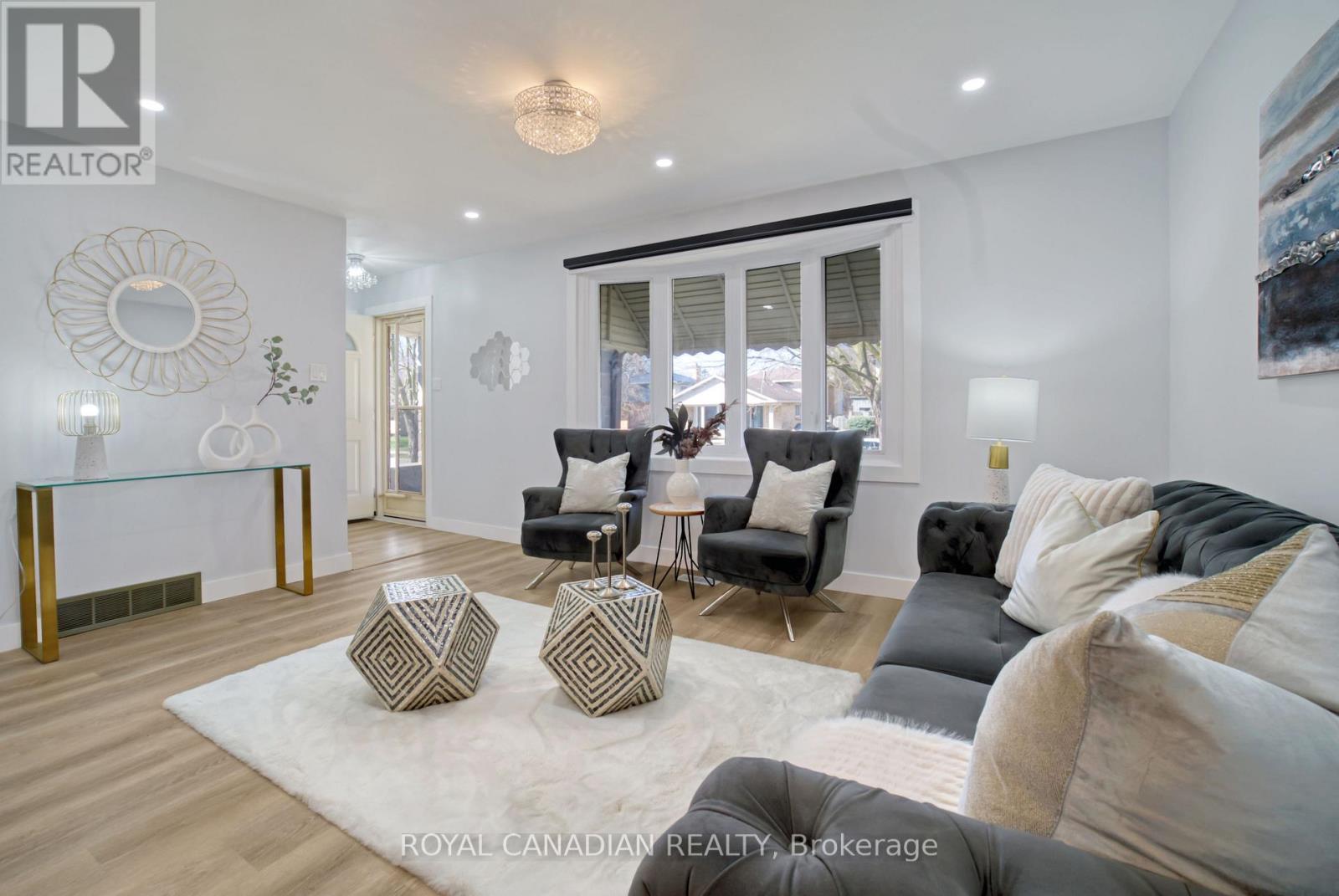 60 LYSANDA AVENUE - 6