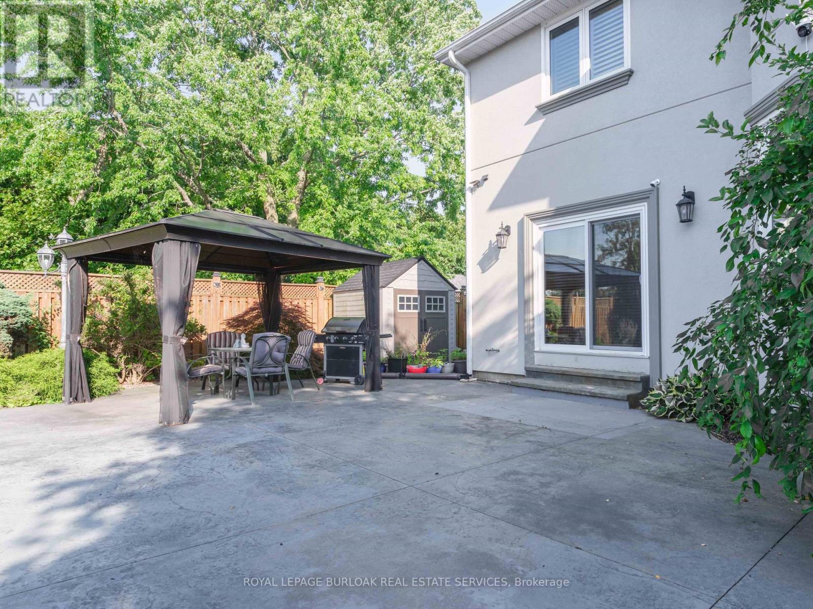 10 PORTER AVENUE - 14