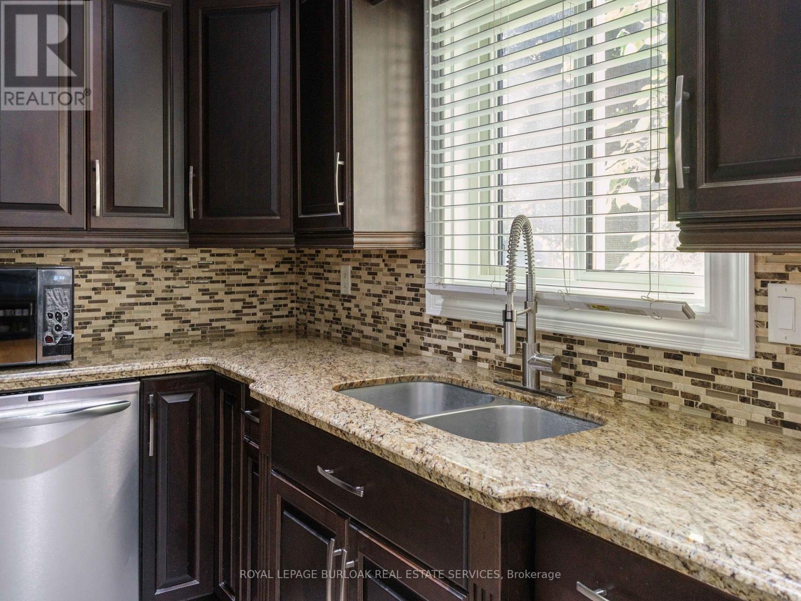 10 PORTER AVENUE - 9