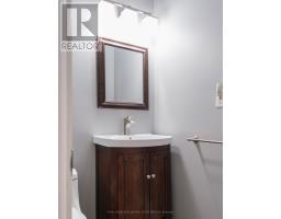 Bathroom - 10 Porter Avenue, Haldimand, ON N0A1H0 Photo 11