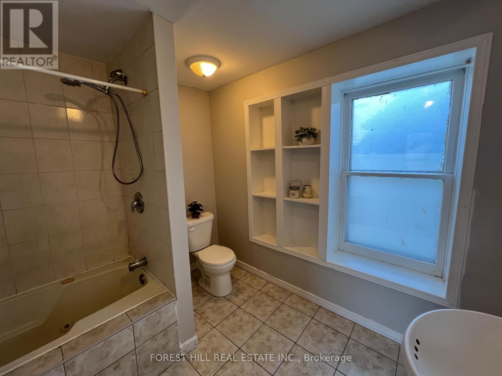 639 BROWN STREET - 16