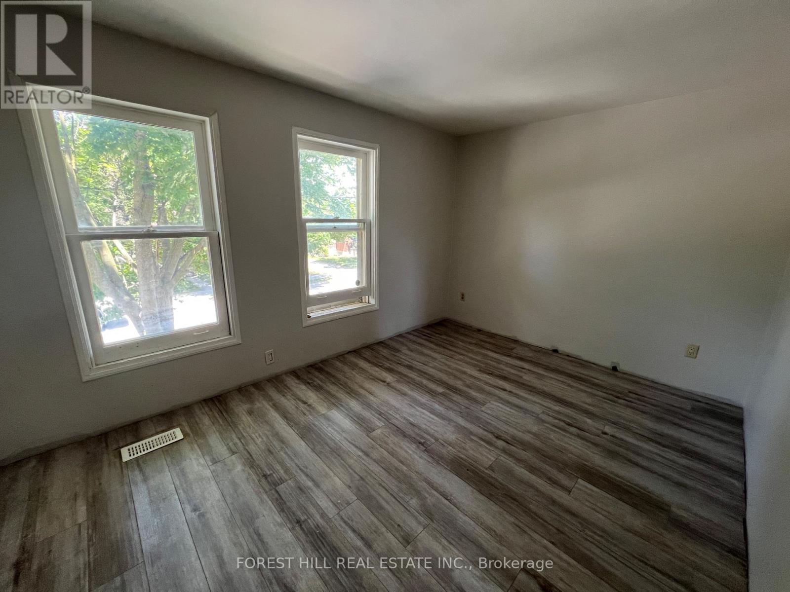 639 BROWN STREET - 17
