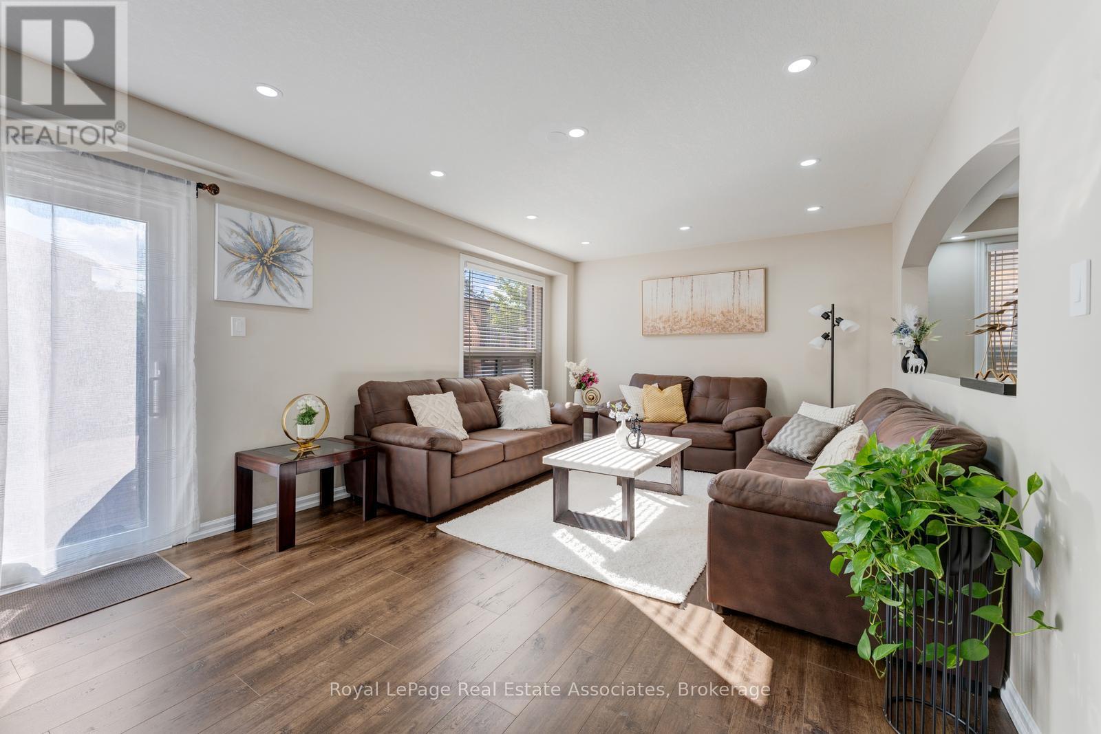 1361 OLD ZELLER DRIVE - 14