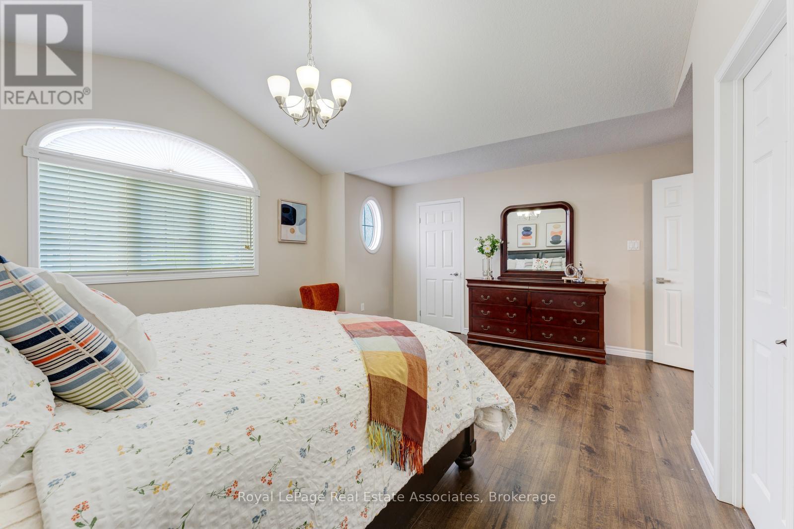 1361 OLD ZELLER DRIVE - 19