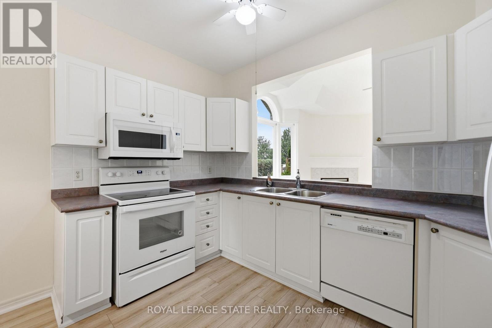 #74 98 SUNIBEL DRIVE - 16