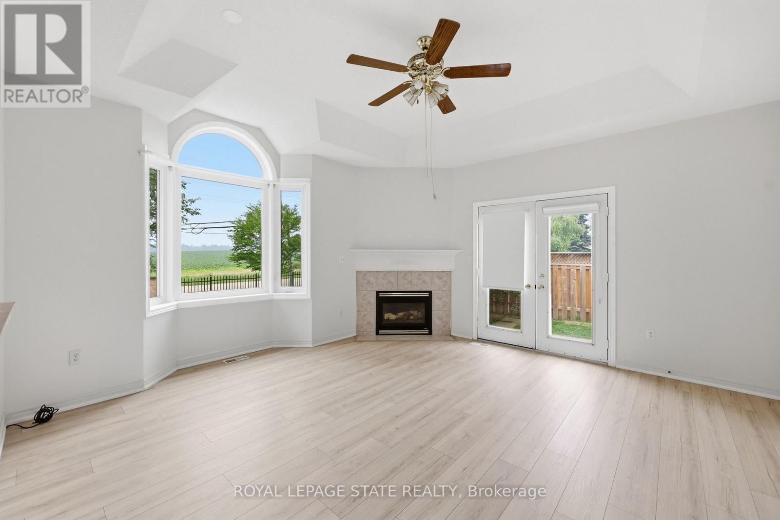 #74 98 SUNIBEL DRIVE - 19