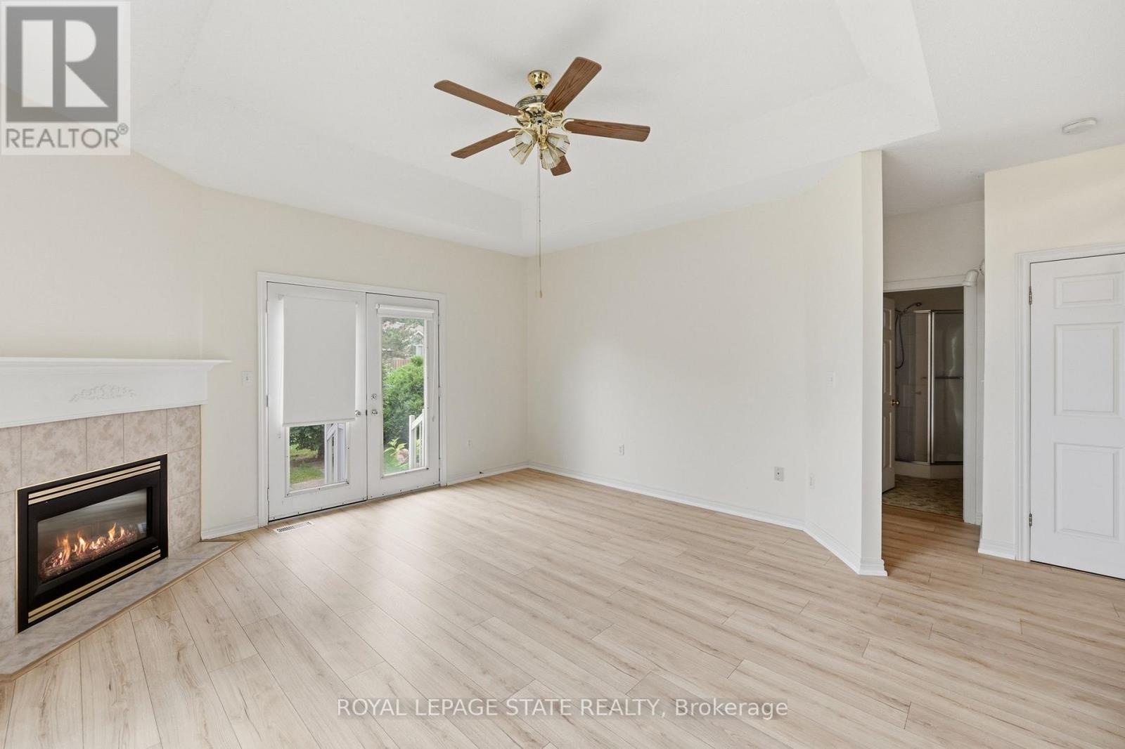 #74 98 SUNIBEL DRIVE - 27