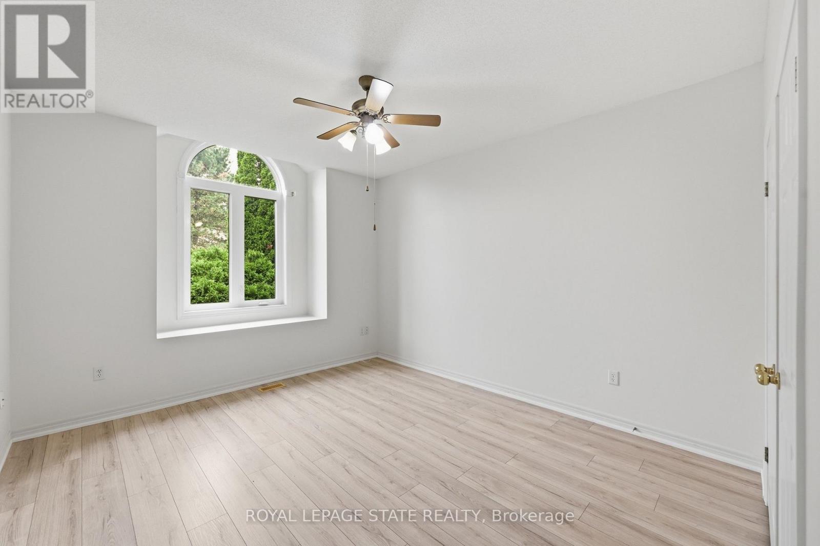 #74 98 SUNIBEL DRIVE - 28