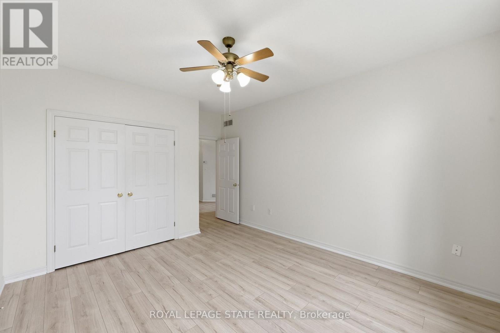 #74 98 SUNIBEL DRIVE - 29