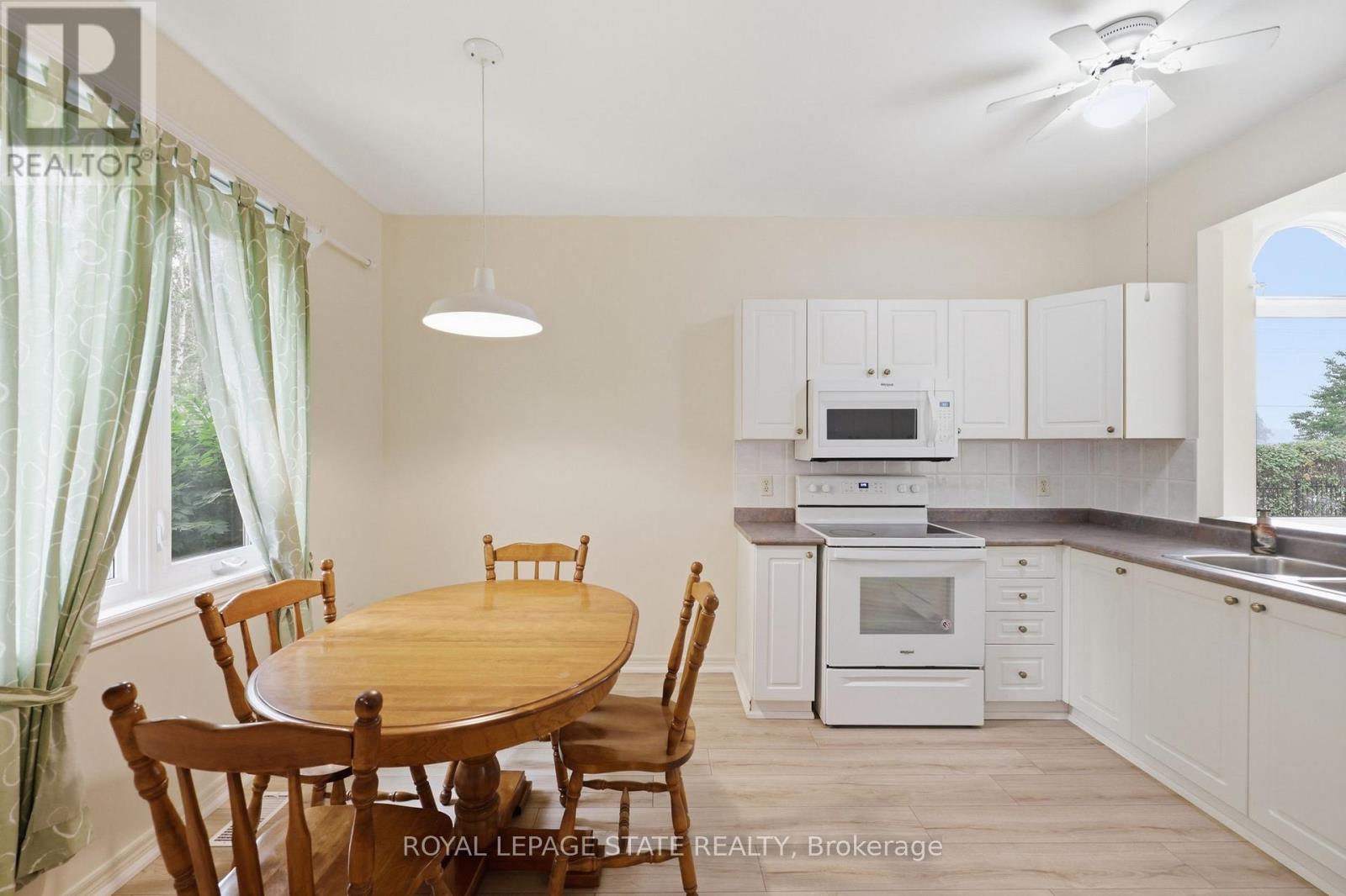 #74 98 SUNIBEL DRIVE - 34