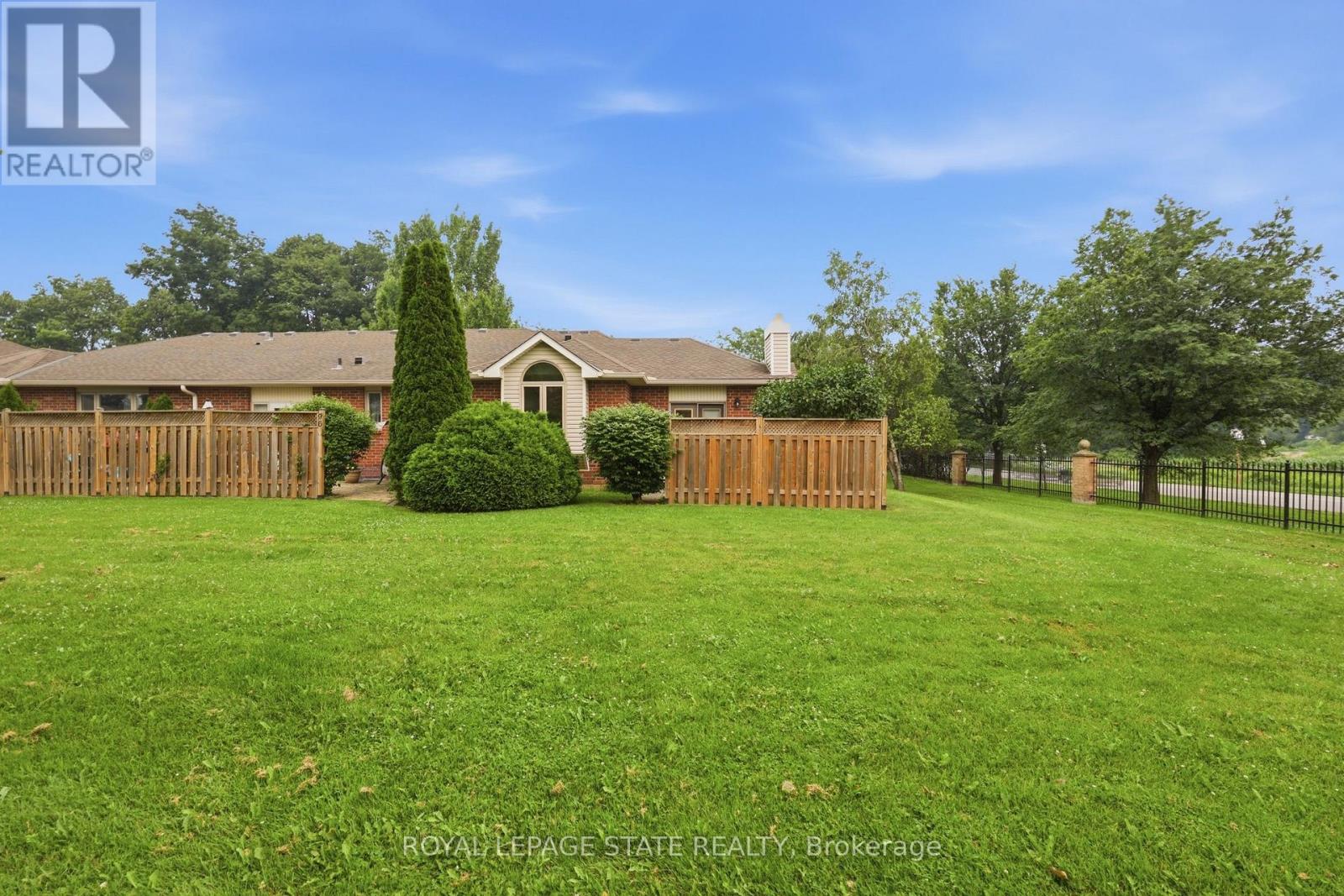 #74 98 SUNIBEL DRIVE - 47