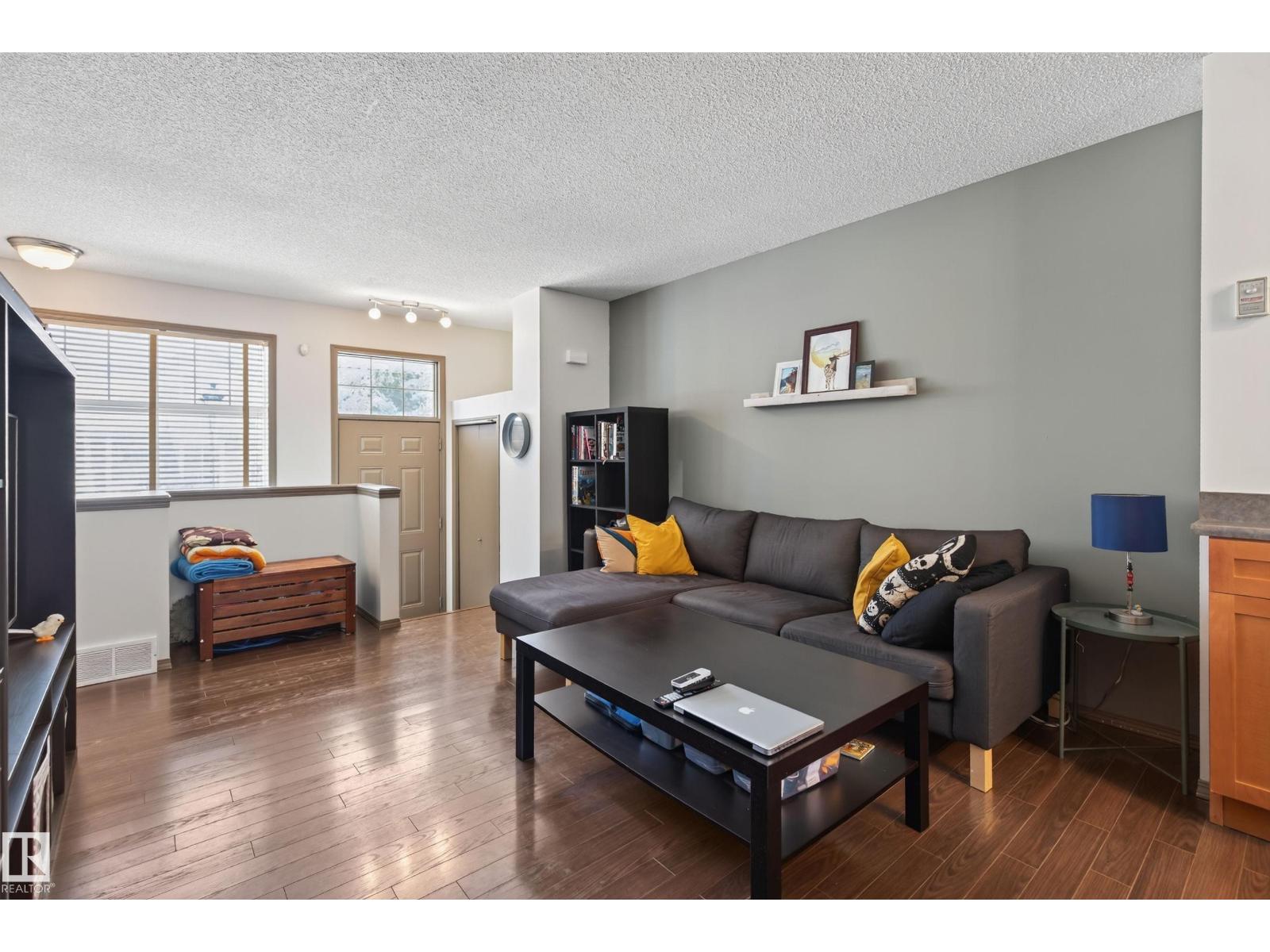 #2 5604 199 ST NW - 5