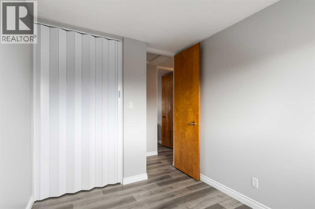 23 Clark Crescent - 17