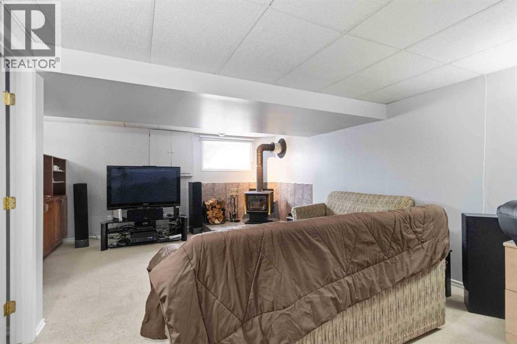 23 Clark Crescent - 22