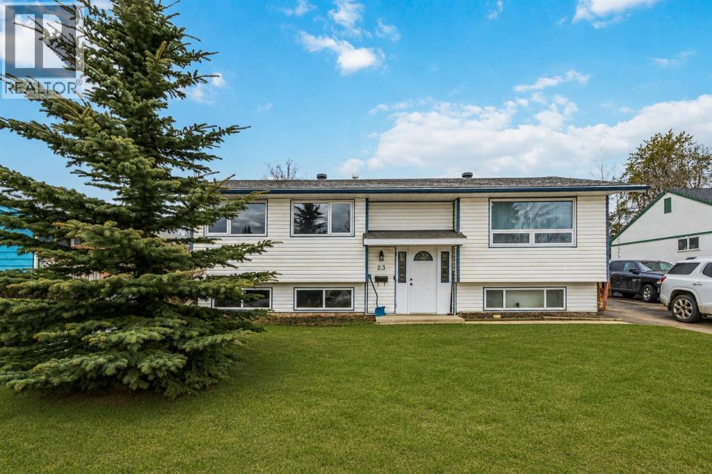 23 Clark Crescent - 1