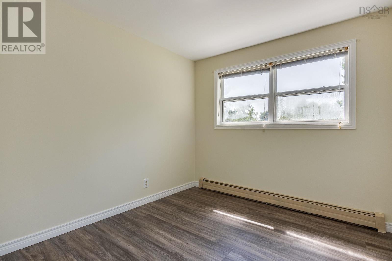 900 Main Street - 23
