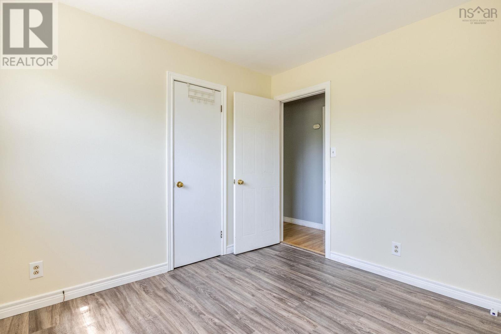 900 Main Street - 24
