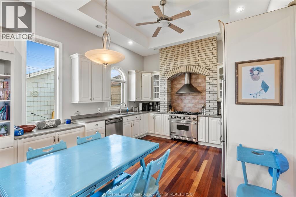 762 POINT PELEE DRIVE - 12