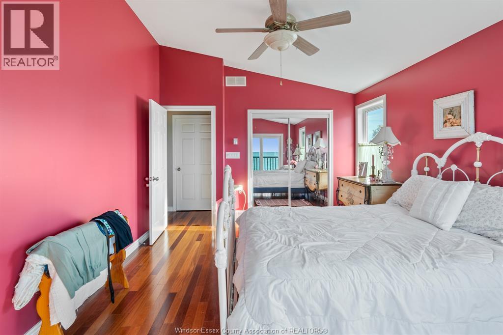 762 POINT PELEE DRIVE - 21