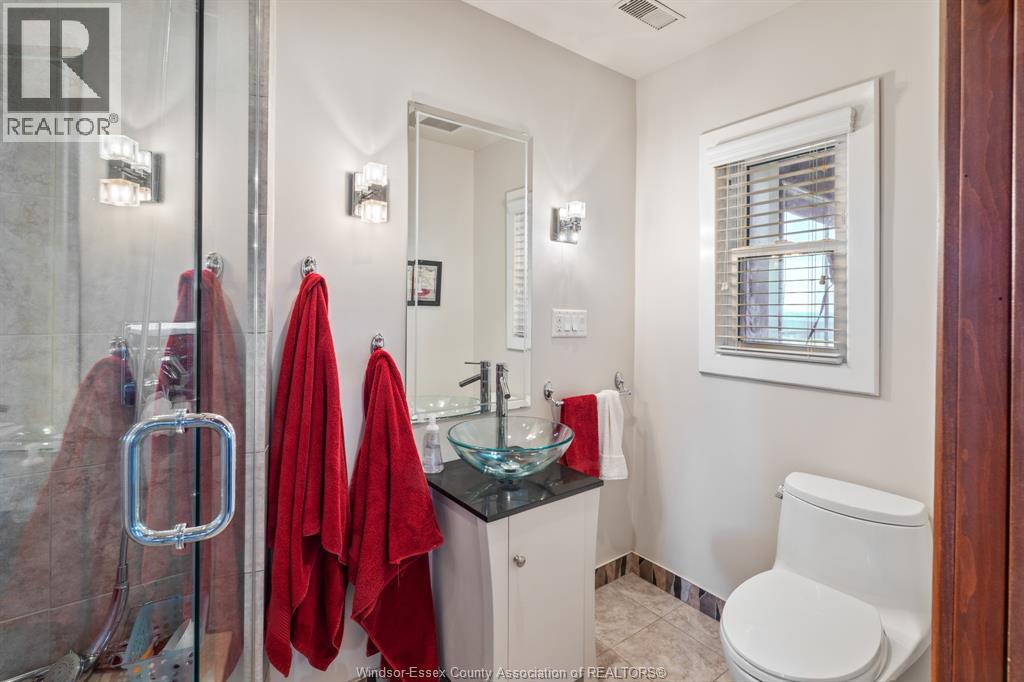 762 POINT PELEE DRIVE - 22