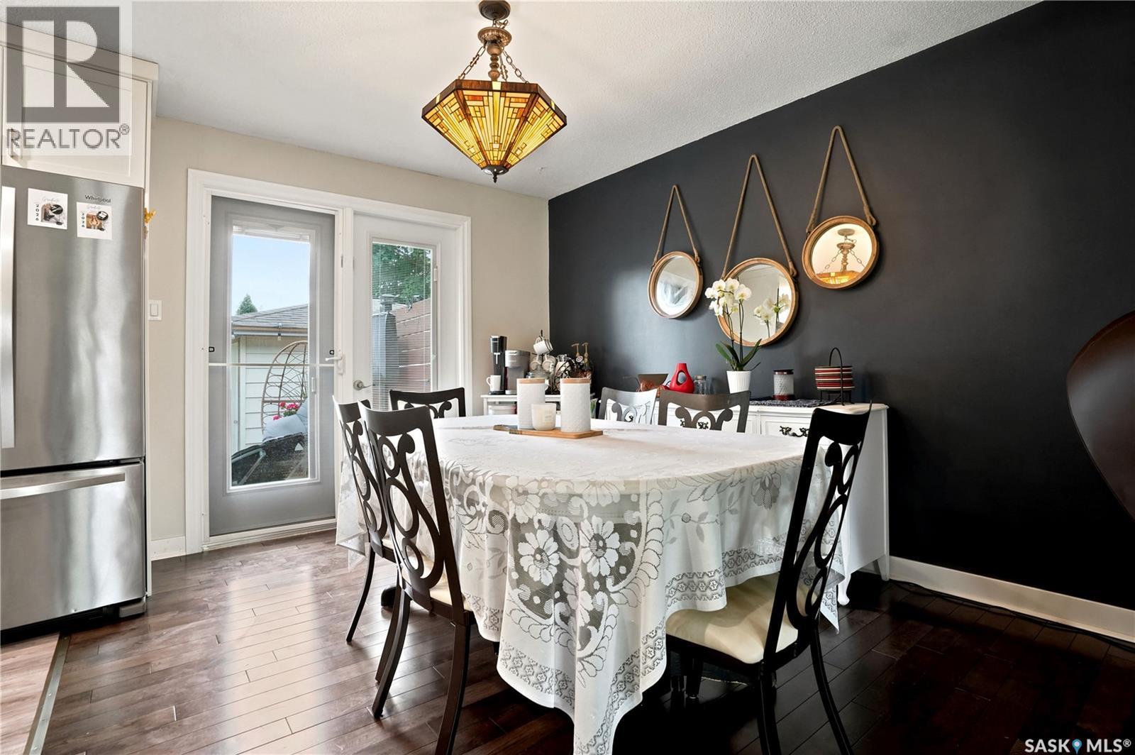 1313 Prince CRESCENT - 10