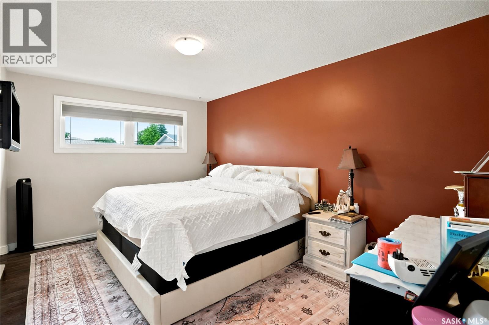 1313 Prince CRESCENT - 19