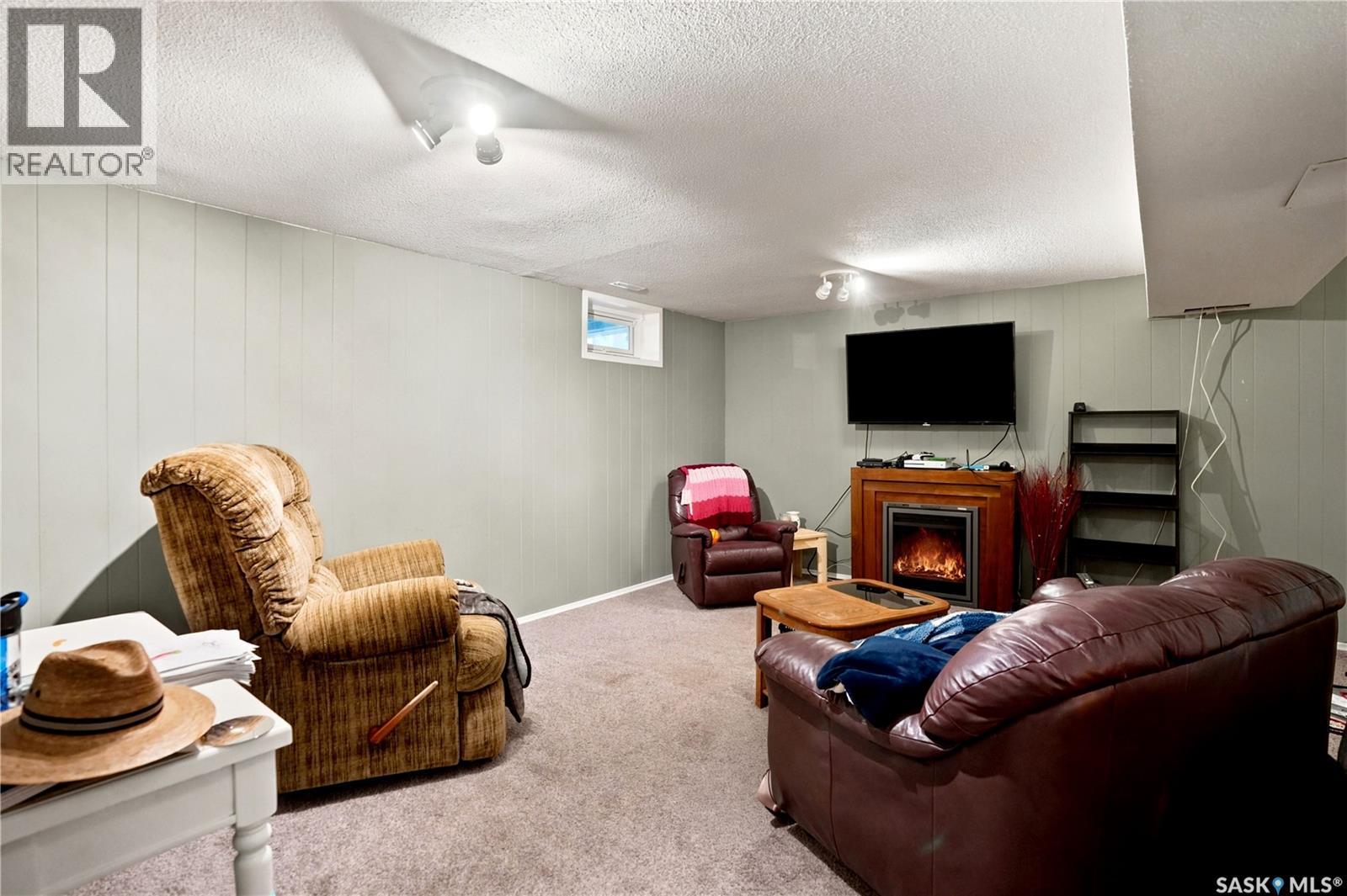 1313 Prince CRESCENT - 29
