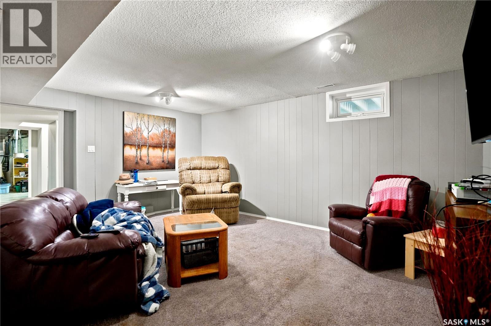 1313 Prince CRESCENT - 32