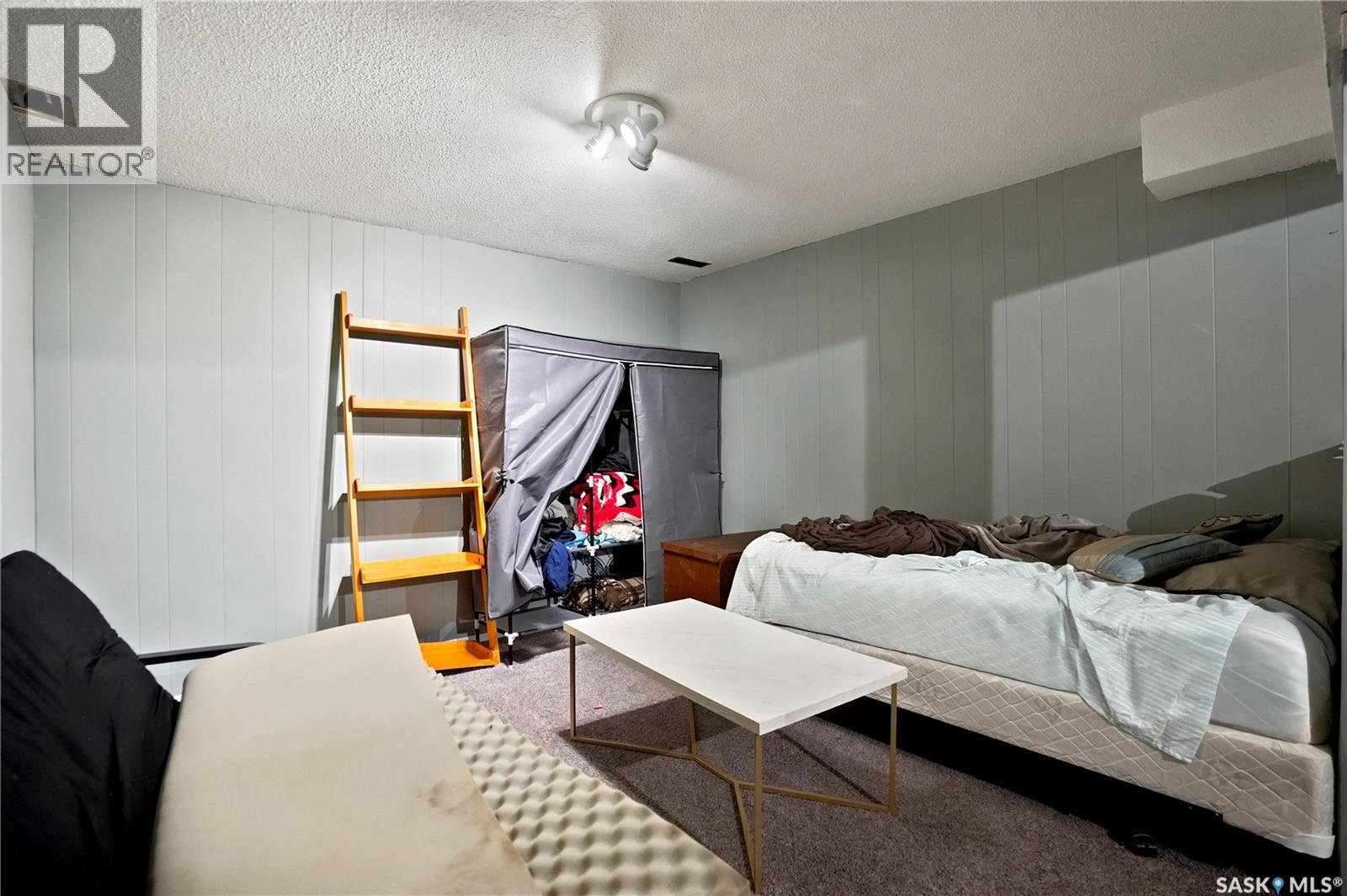1313 Prince CRESCENT - 33