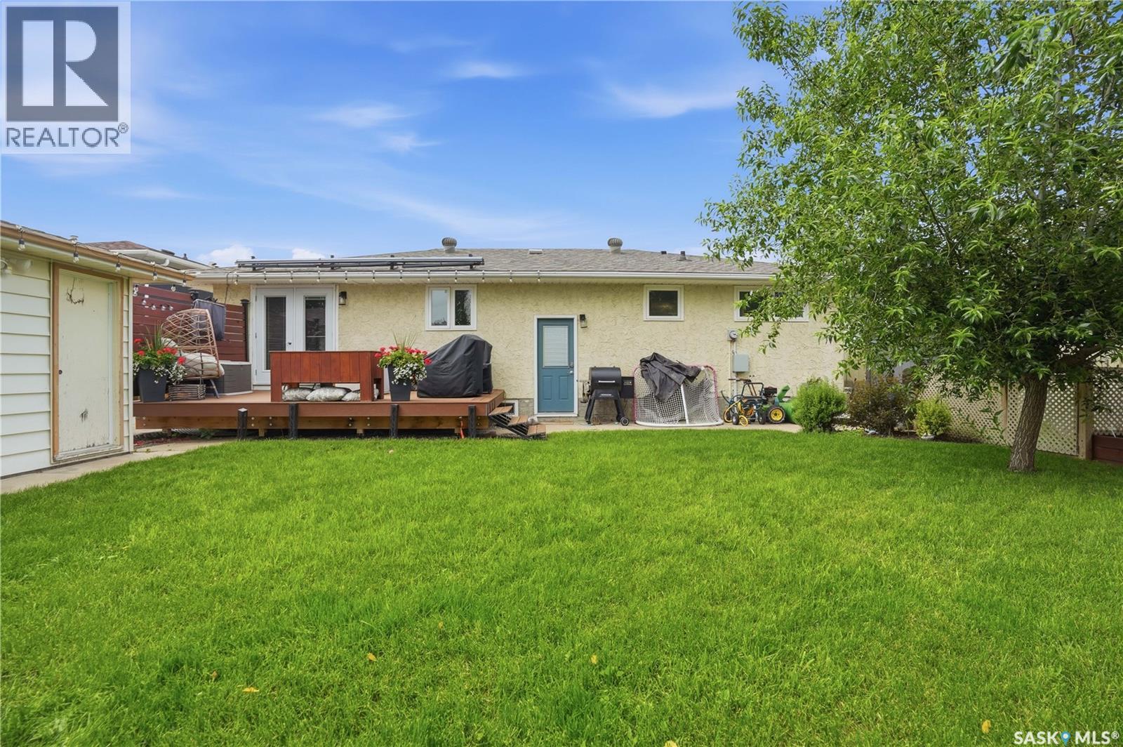 1313 Prince CRESCENT - 43