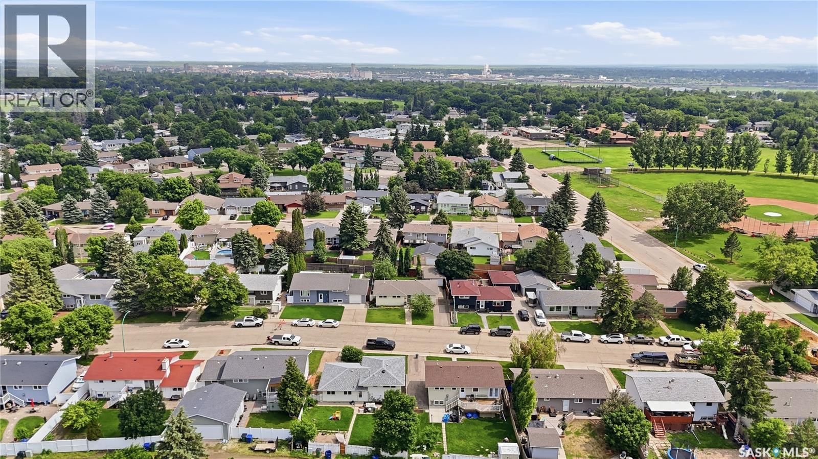 1313 Prince CRESCENT - 58
