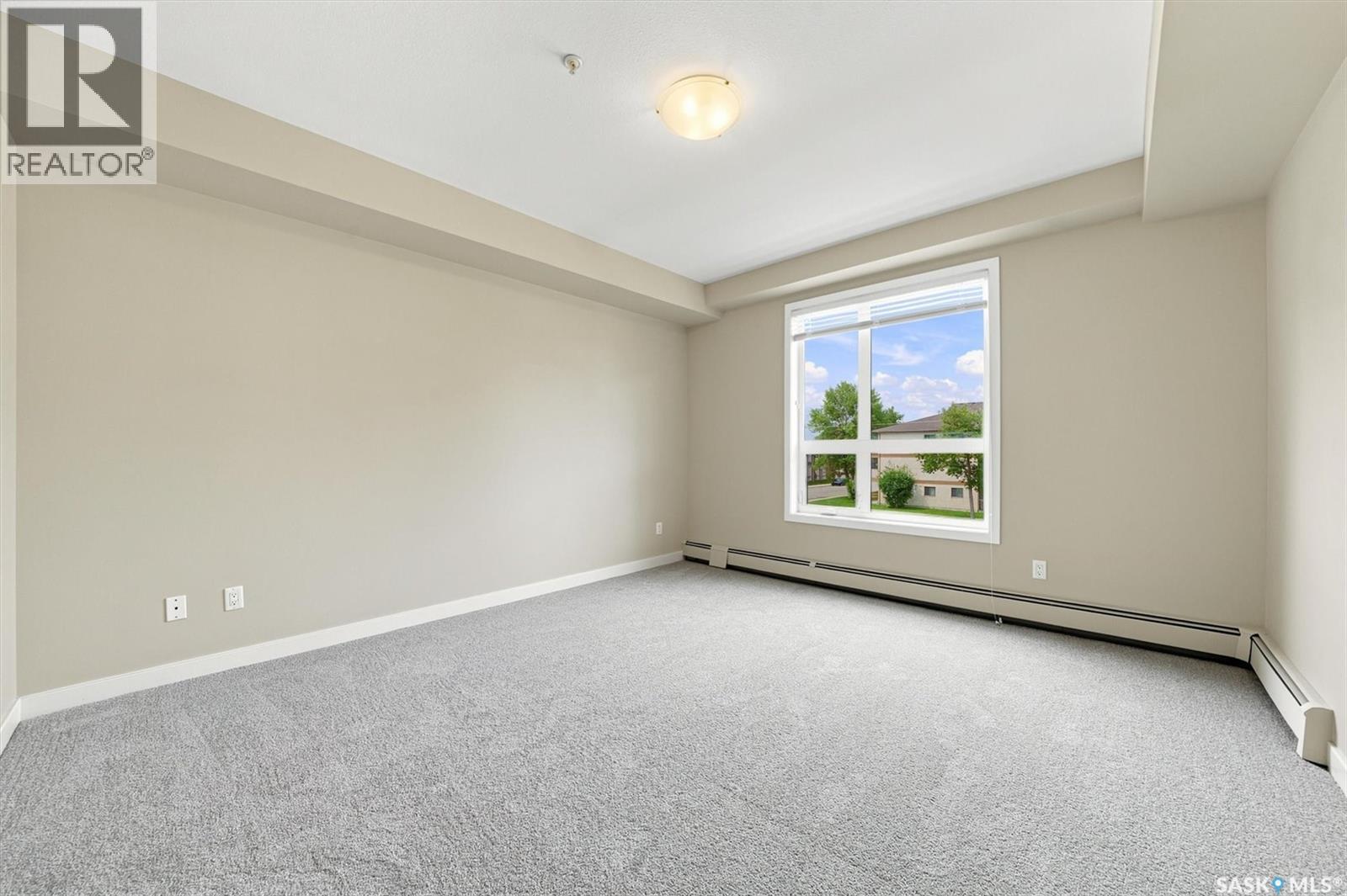 #210 1015 Moss AVENUE - Image 18