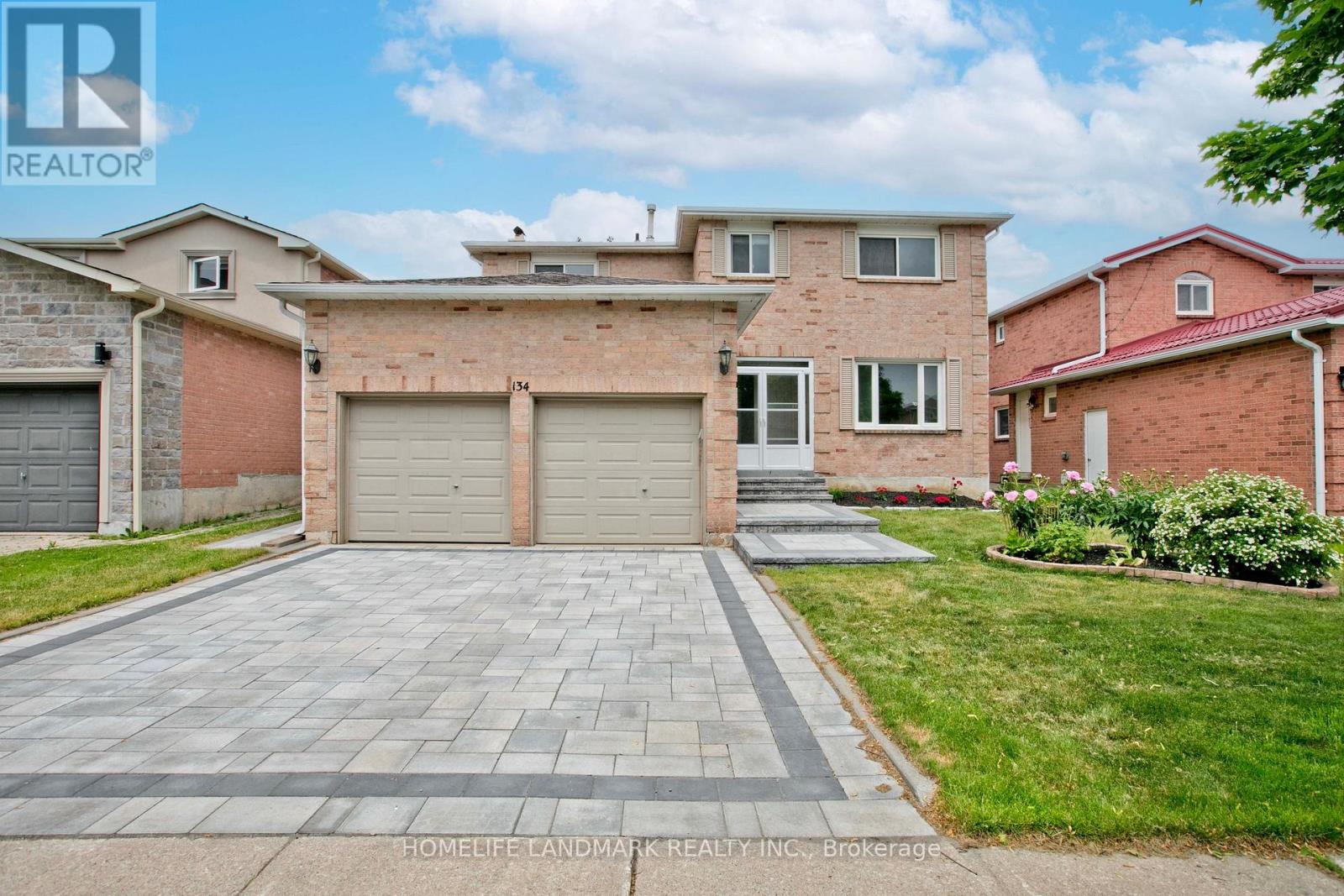 134 COOPERAGE CRESCENT - 1