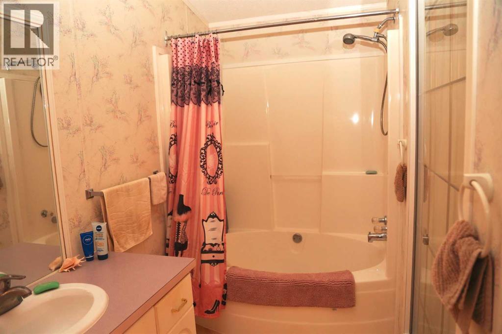 3002 32 Avenue S - 10