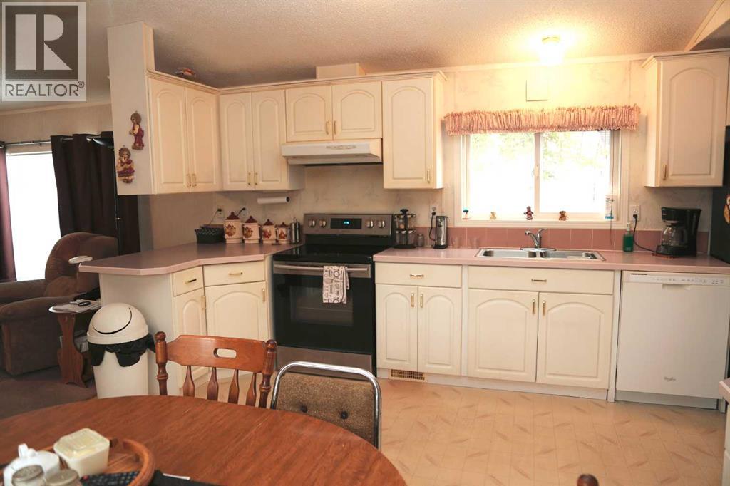 3002 32 Avenue S - 6