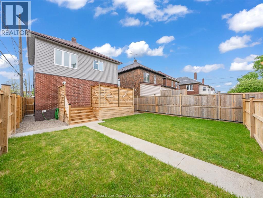 1219 ELSMERE AVENUE - 37