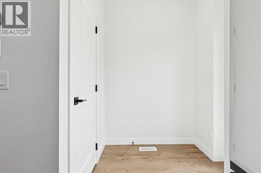 49 Silverton Glen Way SW - 18