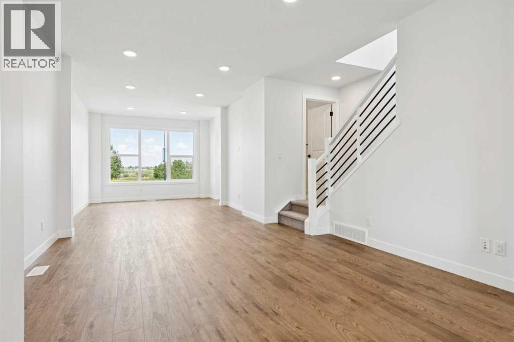 49 Silverton Glen Way SW - 10