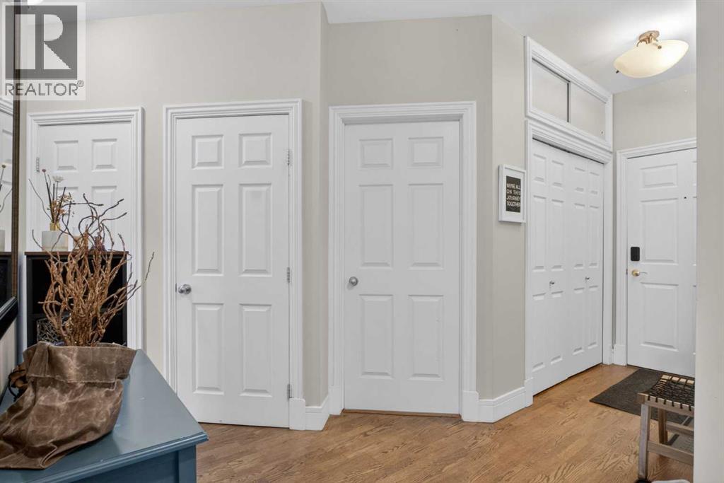 #205 2 14 Street NW - 6