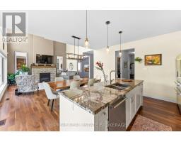 Family room - 2211 Springridge Drive, London North, ON N5X0M3 Photo 10