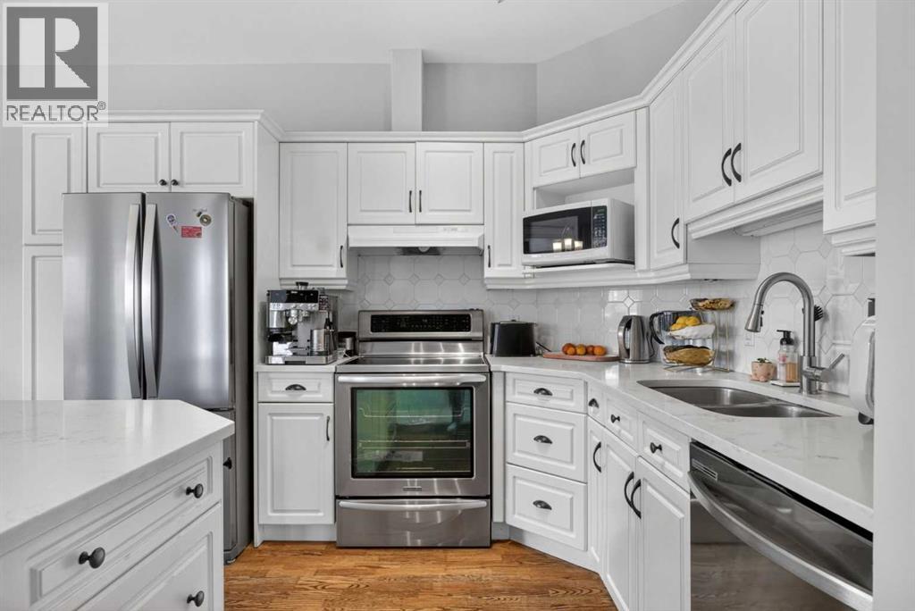 #205 2 14 Street NW - 10
