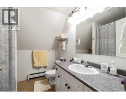 5641 50 Street Nw, Salmon Arm, BC V1E3A6 Photo 33