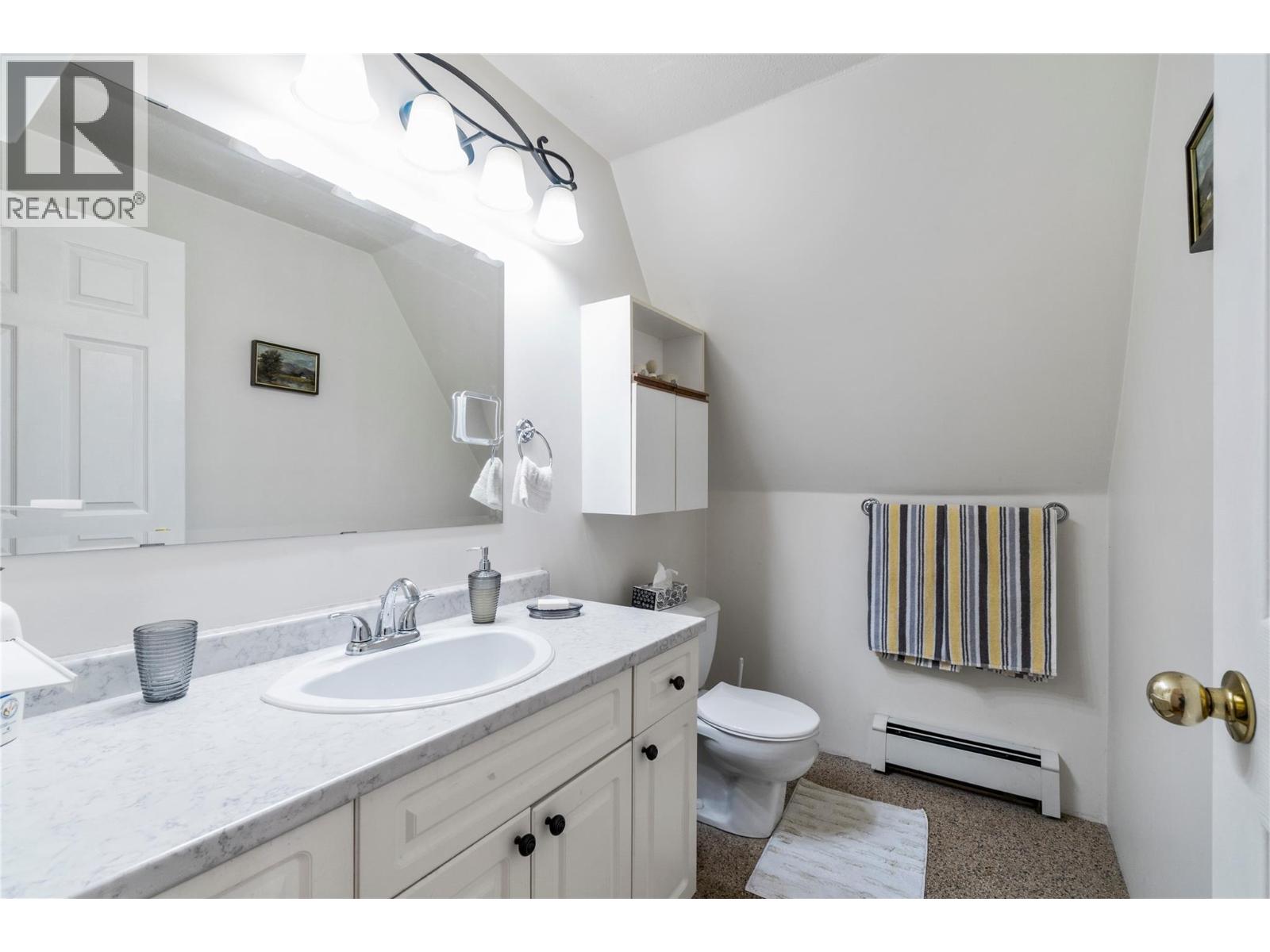 5641 50 Street NW - 36