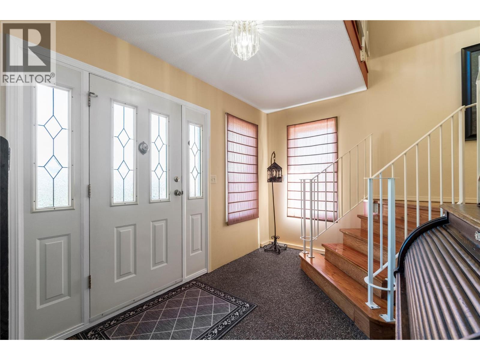 5641 50 Street NW - 18