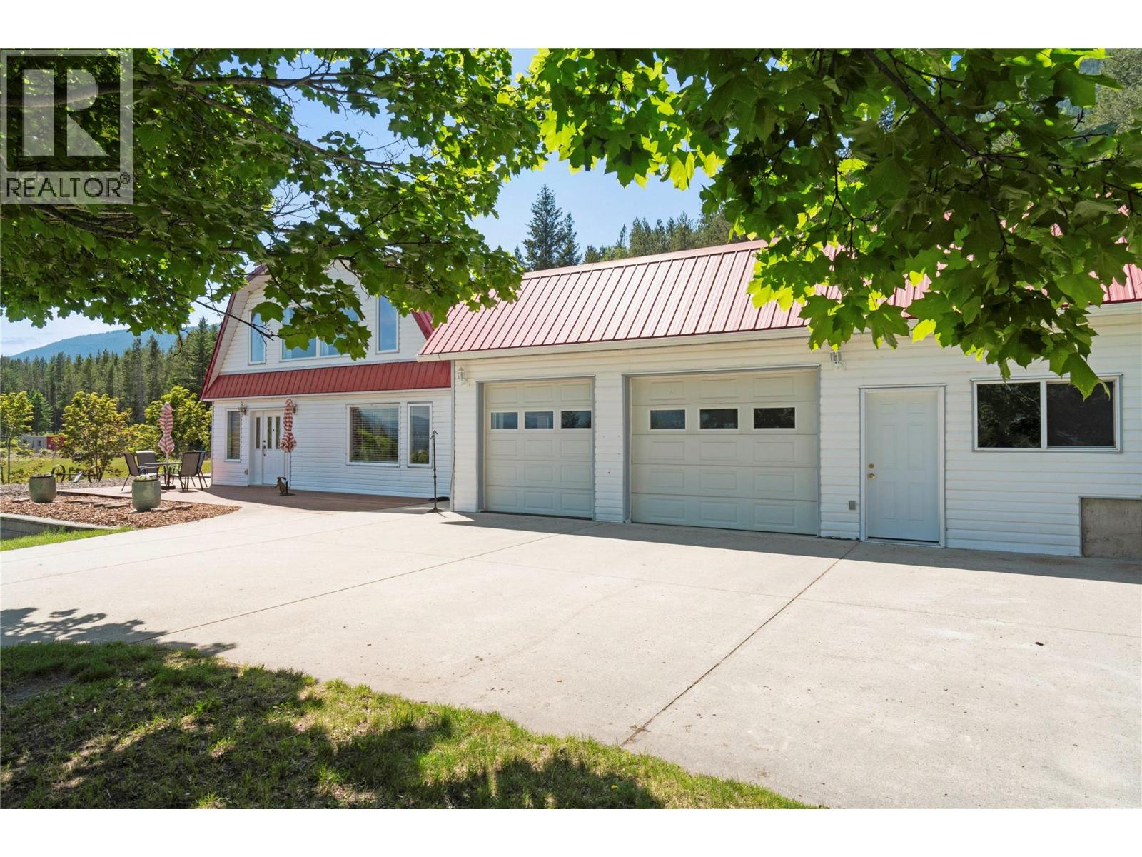 5641 50 Street NW - 12