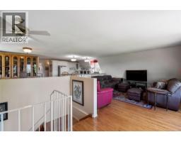 Kitchen - 5641 50 Street Nw, Salmon Arm, BC V1E3A6 Photo 19