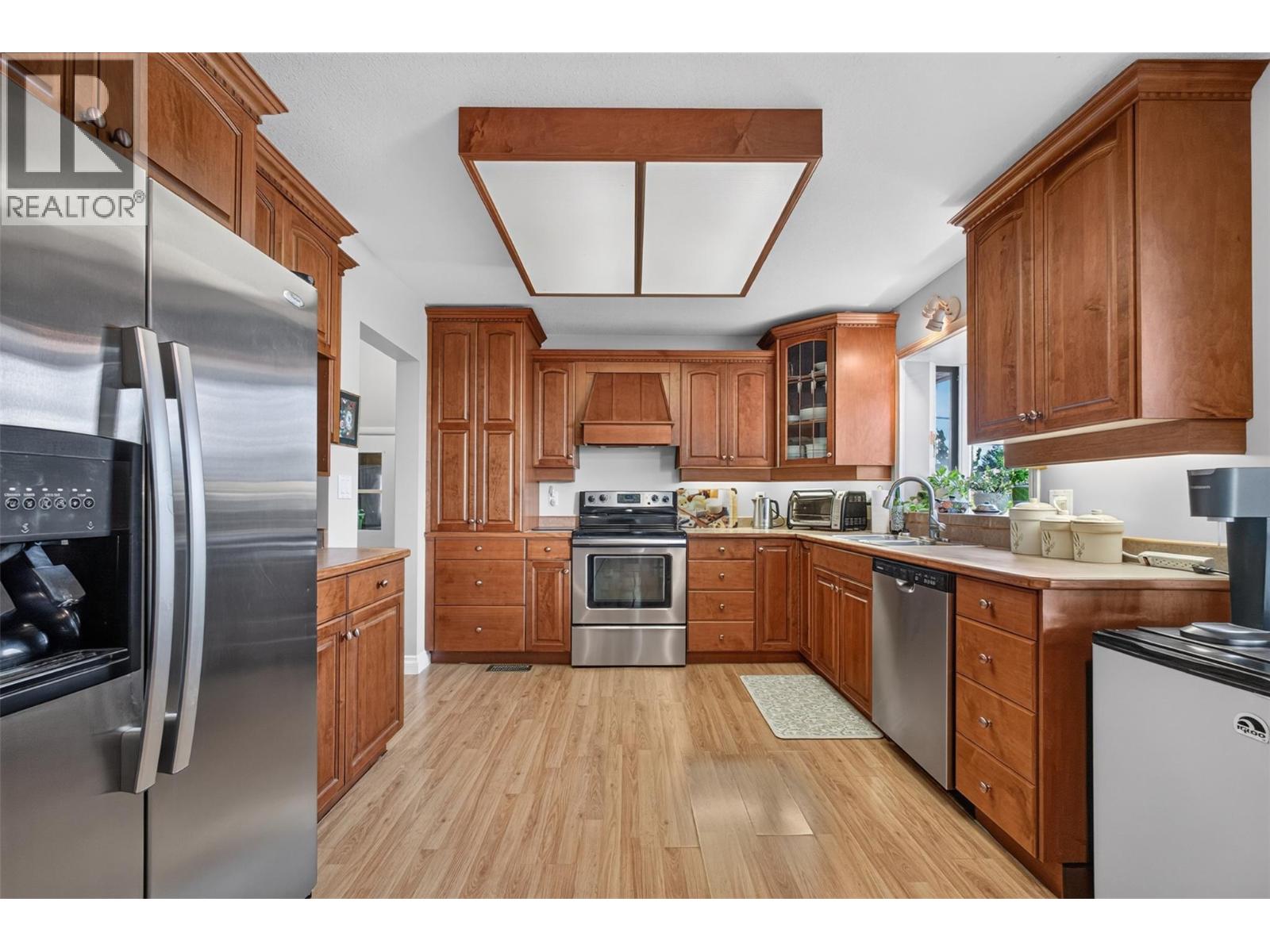 800 Montigny Road - 8