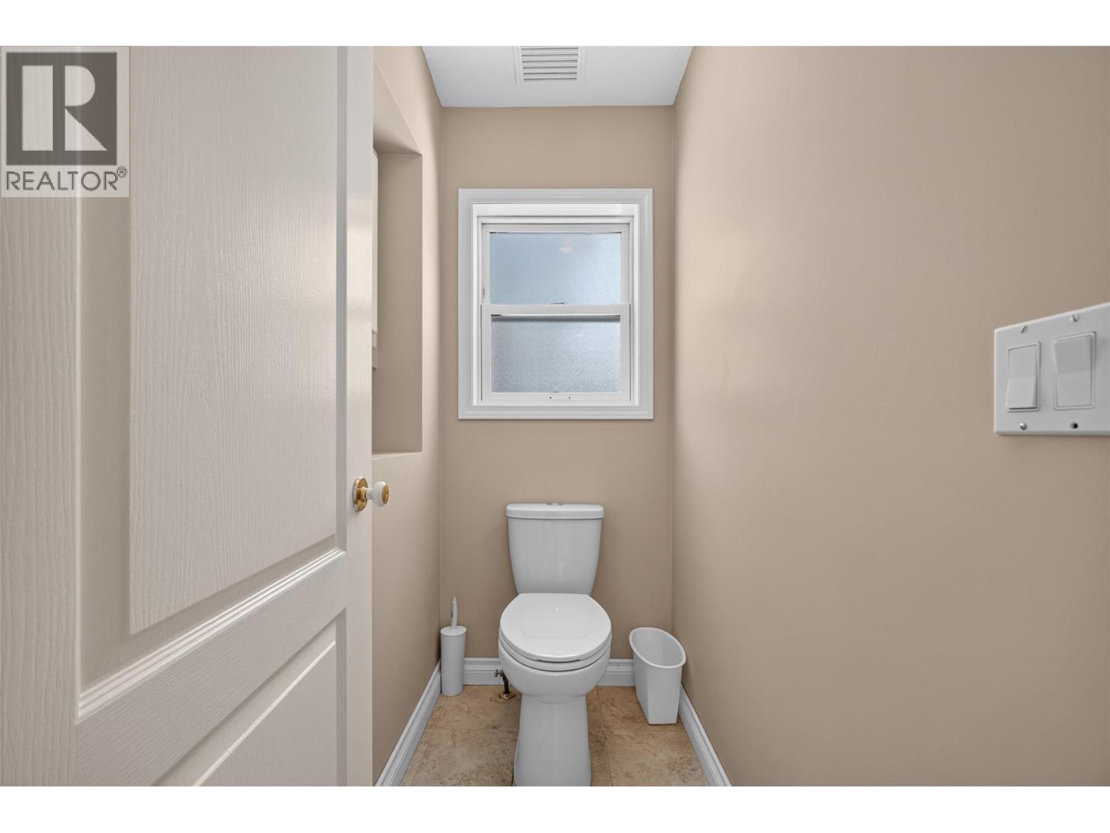 800 Montigny Road - 16